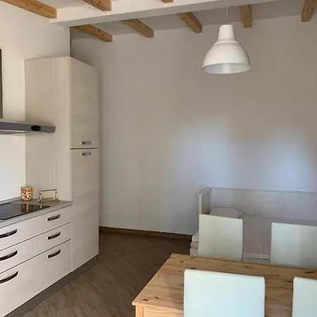 Alloggio per agriturismo Pina *