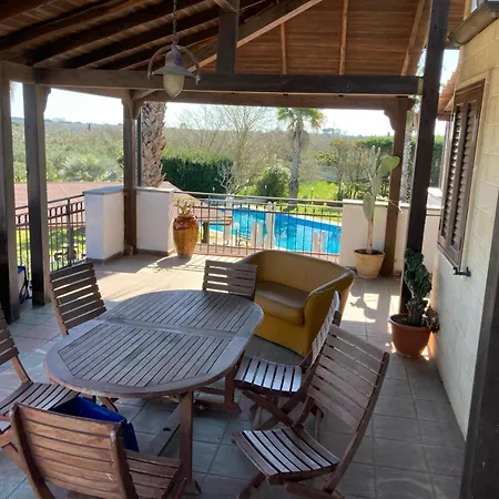 Alloggio per agriturismo Pina Lizzanello
