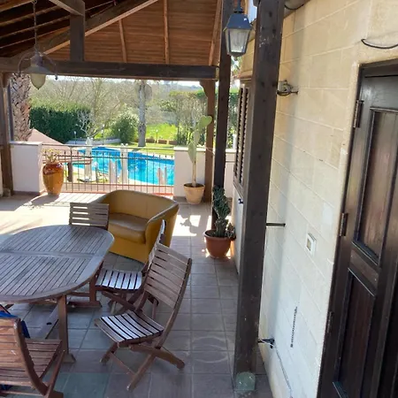 Pina Alloggio per agriturismo Lizzanello